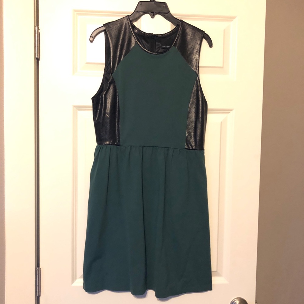 NWOT Cynthia Rowley Dress w/Vegan Leather  Sz L